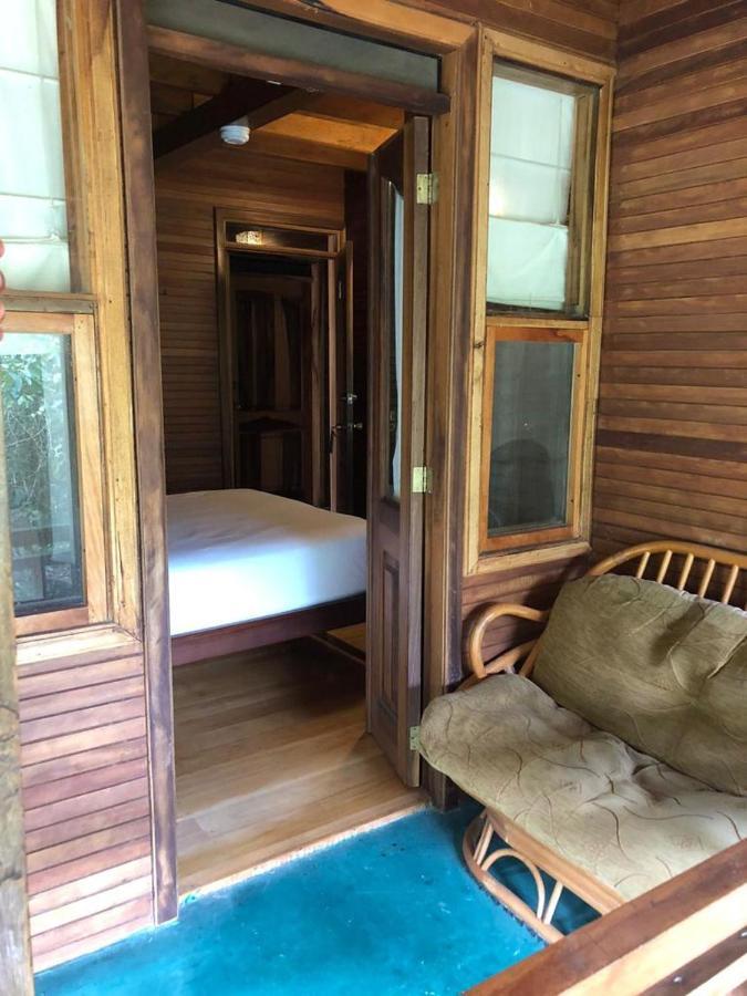 Hostal Zafiro Mindo Eksteriør bilde